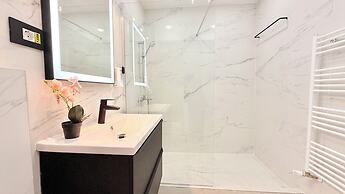 Ivory Residence Apartments Modern Style