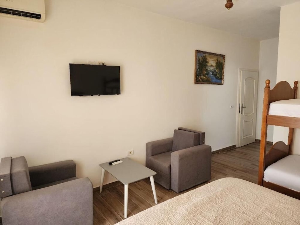 Hotel Maren Durres