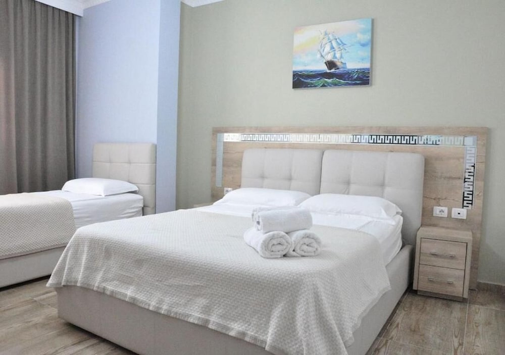 Hotel Maren Durres