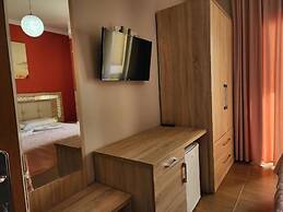 Hotel Maren Durres