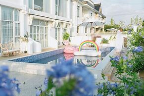Shanghai Floral Villa Hotel