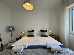 Lagos Design 5 by Homing
