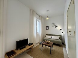 Lagos Design 5 by Homing
