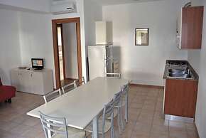 Accommodation With Shared Pool for Eight Guests