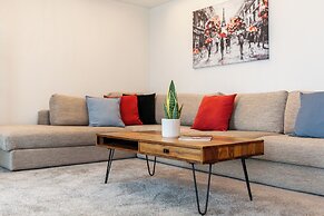 Great Apartments in Prime North Location