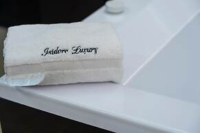 Isidoro Luxury Suites