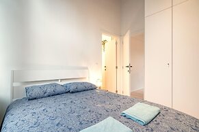 Stylish Duplex for 6 in Antwerp