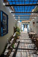 Altair Blue Villa - Private Jacuzzi and Views