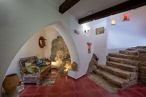 Altair Blue Villa - Private Jacuzzi and Views