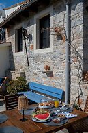 Altair Blue Villa - Private Jacuzzi and Views