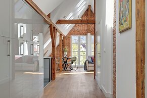 Skylight Loft- z wanną i parkingiem