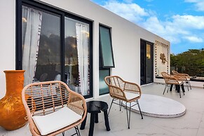 Private Xpu Ha Beach Access: 6,700-sq-ft Villa