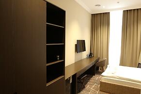 Qo'noq South railway hotel