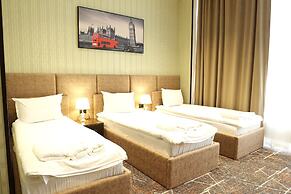 Qo'noq South railway hotel