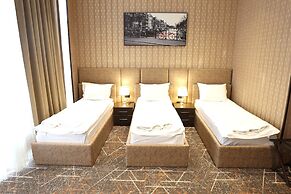 Qo'noq South railway hotel