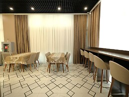 Qo'noq South railway hotel