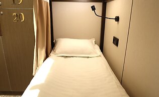 Qo'noq South railway hotel