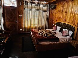 Fusion Guest House And Cafe