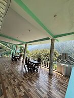 Fusion Guest House And Cafe