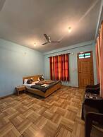 Fusion Guest House And Cafe