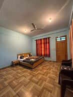 Fusion Guest House And Cafe