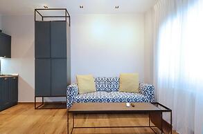Modern 2BR apartment Stili Olympioy Dios