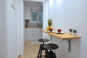 Acropolis a nice and minimal apartment