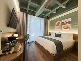 Urbit Garden Hotel