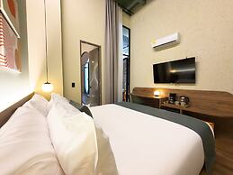Urbit Garden Hotel