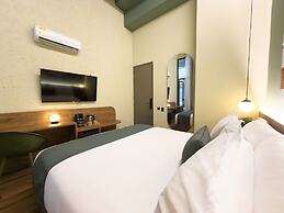 Urbit Garden Hotel