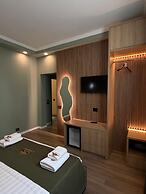 lumera hotel albania