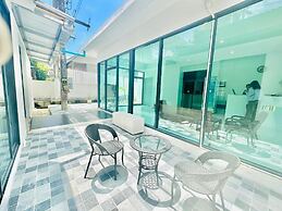 Kata Platinum Hotel