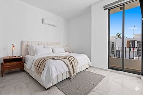 Modern 3BR Aldea Hortus Pool Access