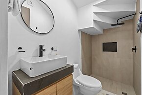 Modern 3BR Aldea Hortus Pool Access