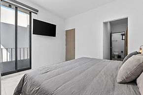 Modern 3BR Aldea Hortus Pool Access