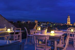 Luxury Rooms Procurator 7 w roof terrace