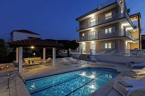 Apartments Villa Olea Solis