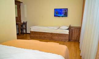 Asour Hotel