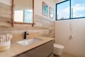 Villa Assinie Beachfront Home With Direct Ocean Access