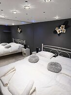 Giorgos Suite - Jacuzzi Hideaway in Lydia Kavala