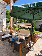 Giorgos Suite - Jacuzzi Hideaway in Lydia Kavala