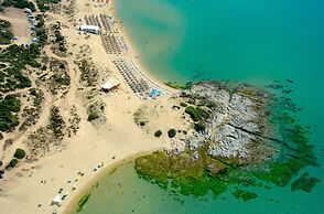 Giorgos Suite - Jacuzzi Hideaway in Lydia Kavala