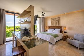 Lalola DownTown Boutique Apartments