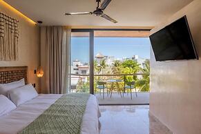 Lalola DownTown Boutique Apartments
