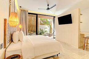 Lalola DownTown Boutique Apartments