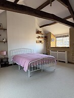 Charming 2 BD Cottage in Chipping Norton