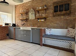 Charming 2 BD Cottage in Chipping Norton