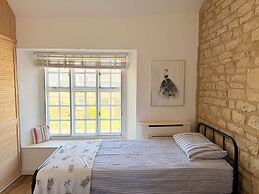 Charming 2 BD Cottage in Chipping Norton