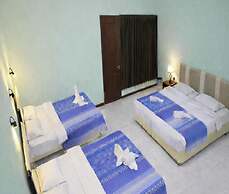 Hotel Prima Asri 153