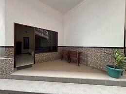 Hotel Prima Asri 153